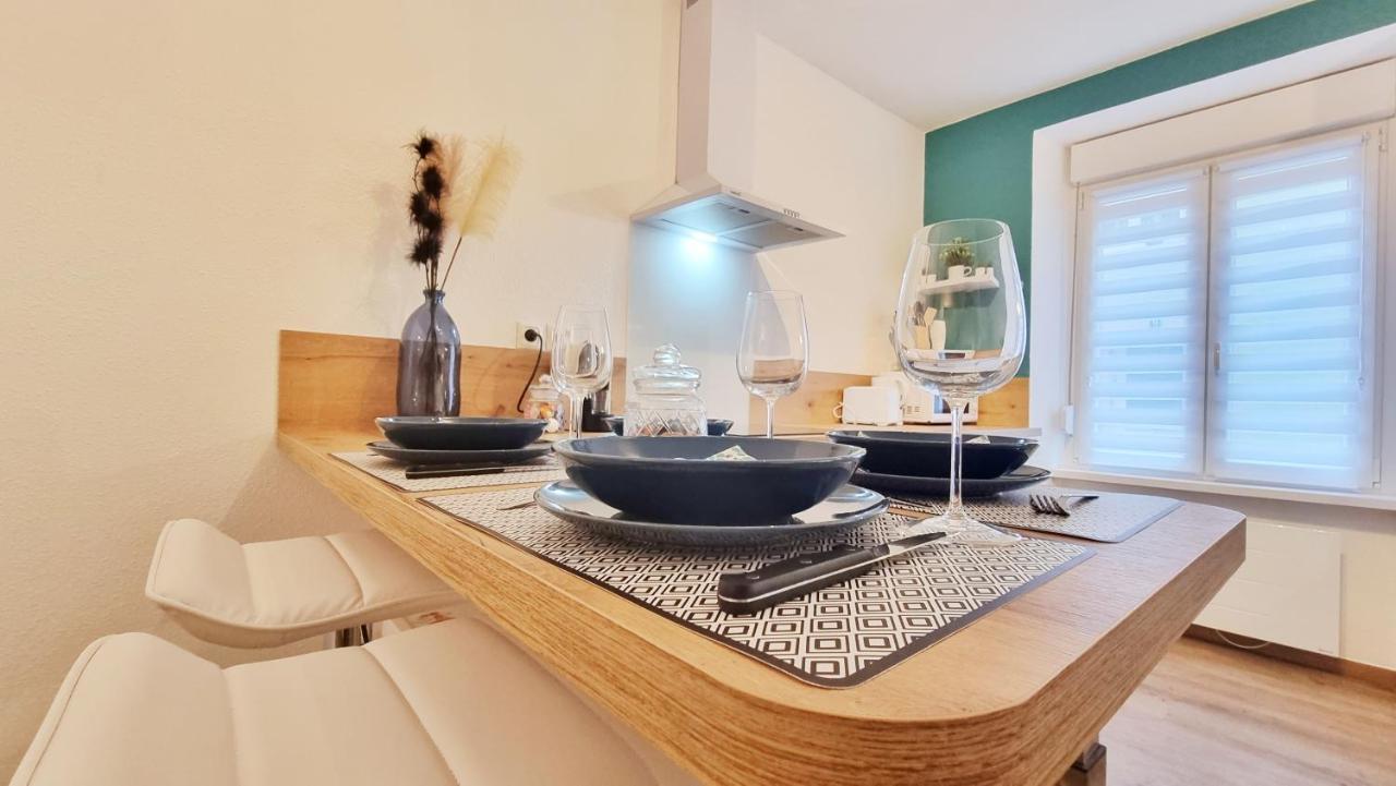La Plume De Jais - Famille Ou Travail- Fibre - Confortable Apartment
