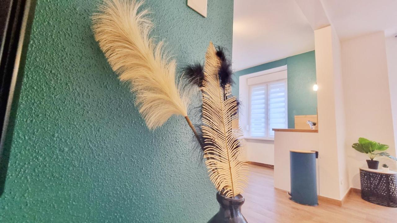La Plume De Jais - Famille Ou Travail- Fibre - Confortable Apartment