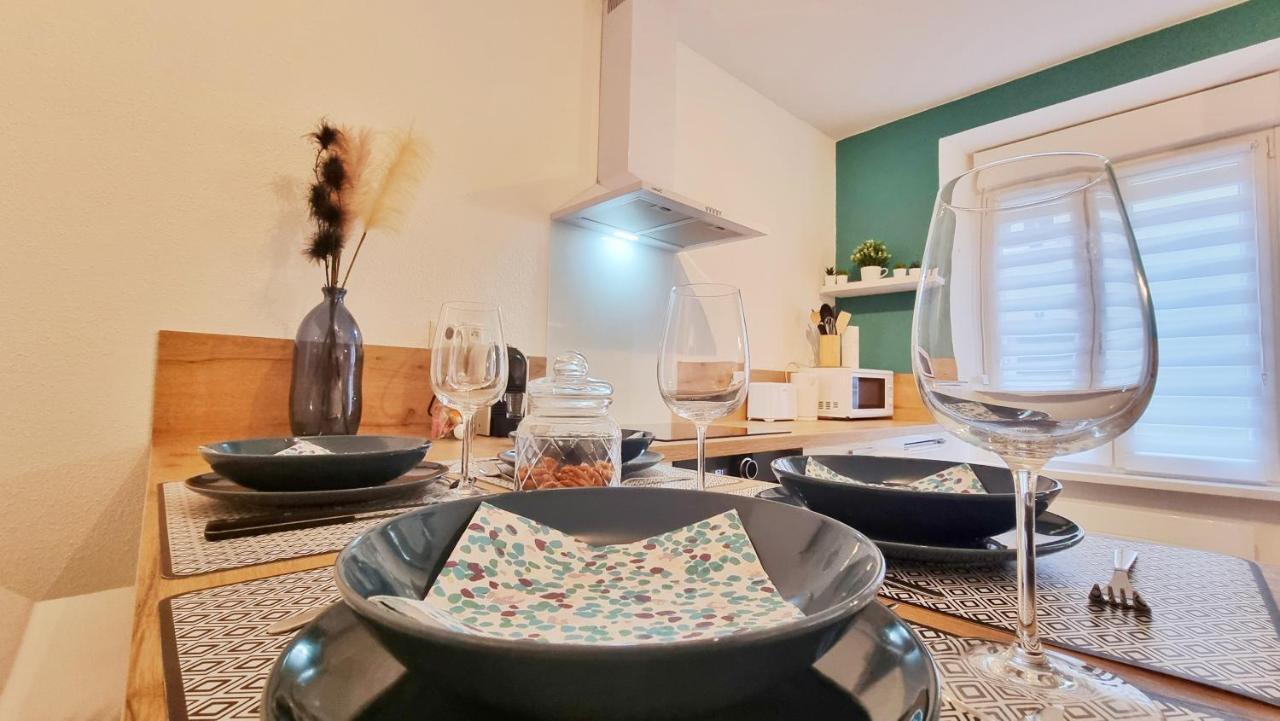 Apartment La Plume De Jais - Famille Ou Travail- Fibre - Confortable *